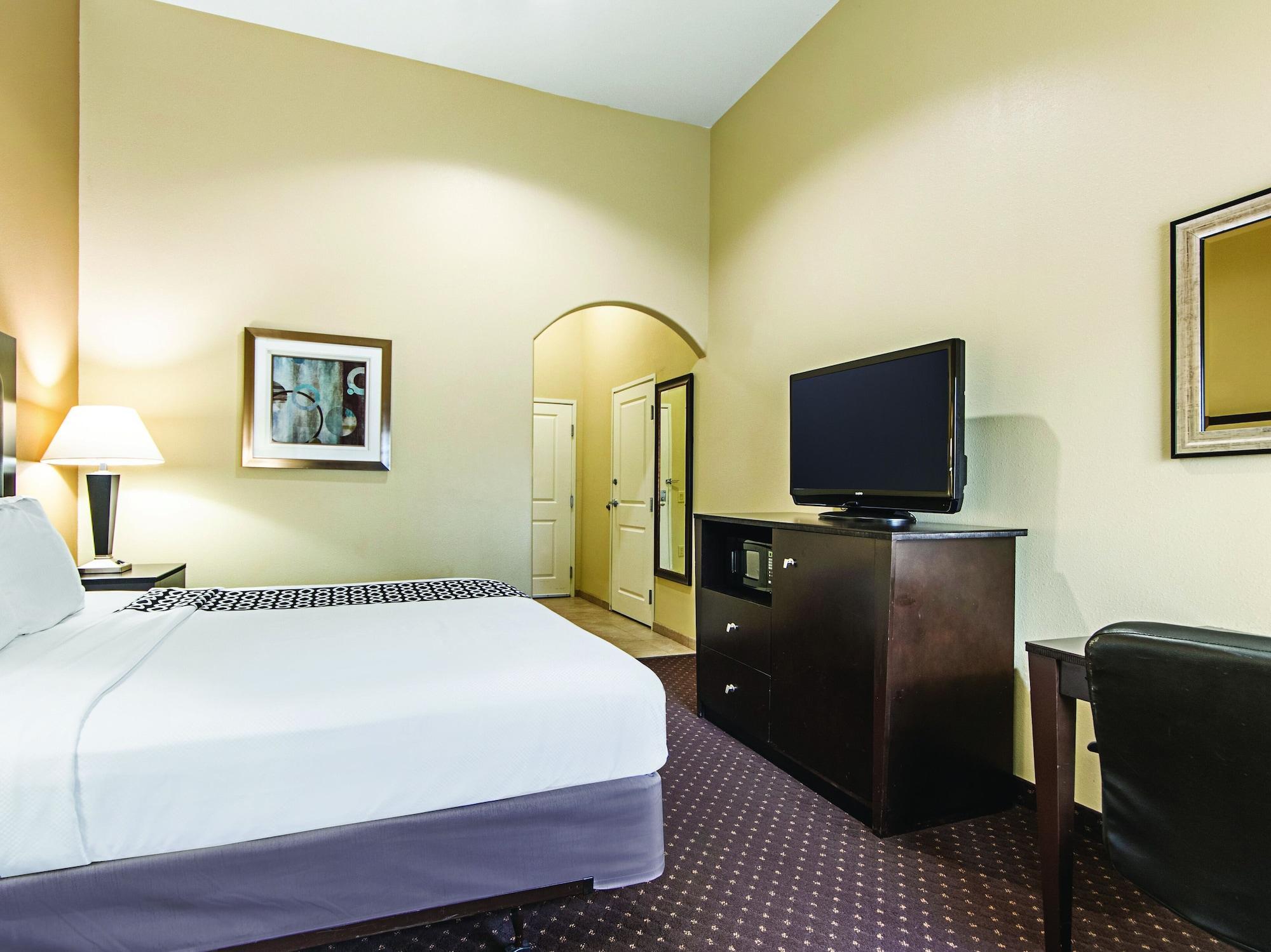 La Quinta By Wyndham Houston New Caney Extérieur photo
