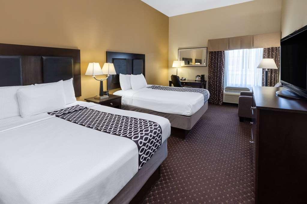 La Quinta By Wyndham Houston New Caney Chambre photo