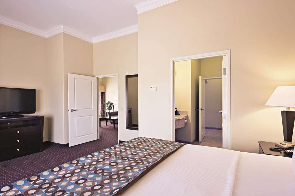 La Quinta By Wyndham Houston New Caney Chambre photo