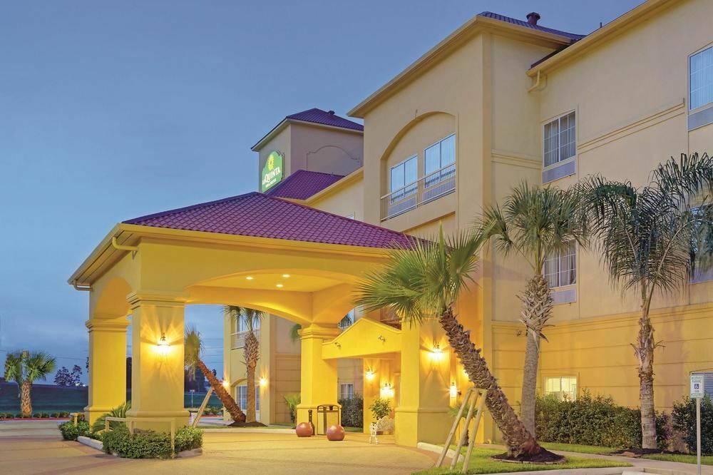 La Quinta By Wyndham Houston New Caney Extérieur photo